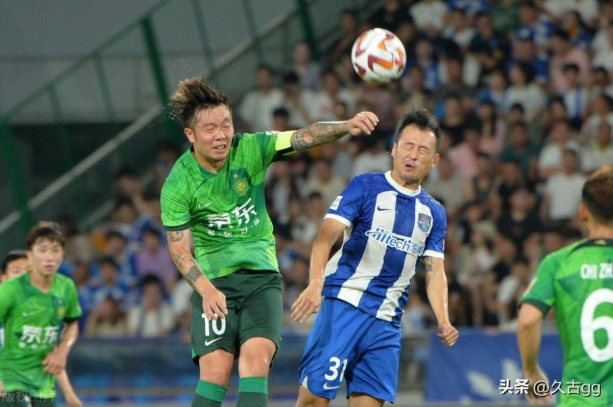 其他人听到这话，也顿时一脸赞同。